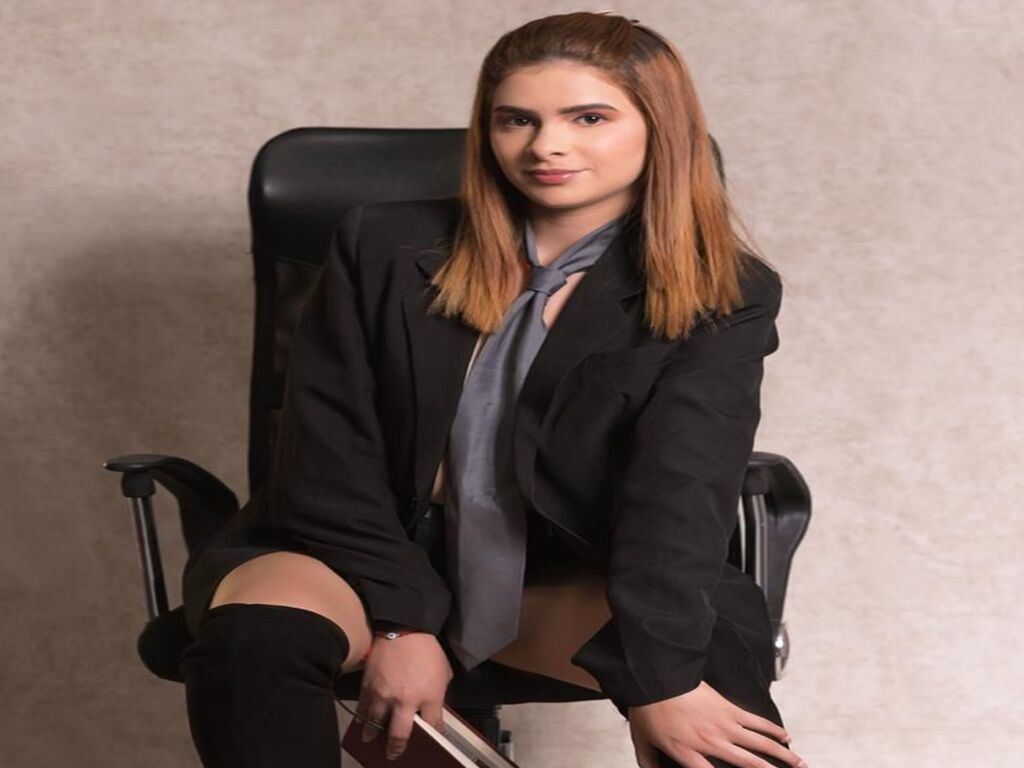 Image of cam model AlicehCruz from Web Night Cam