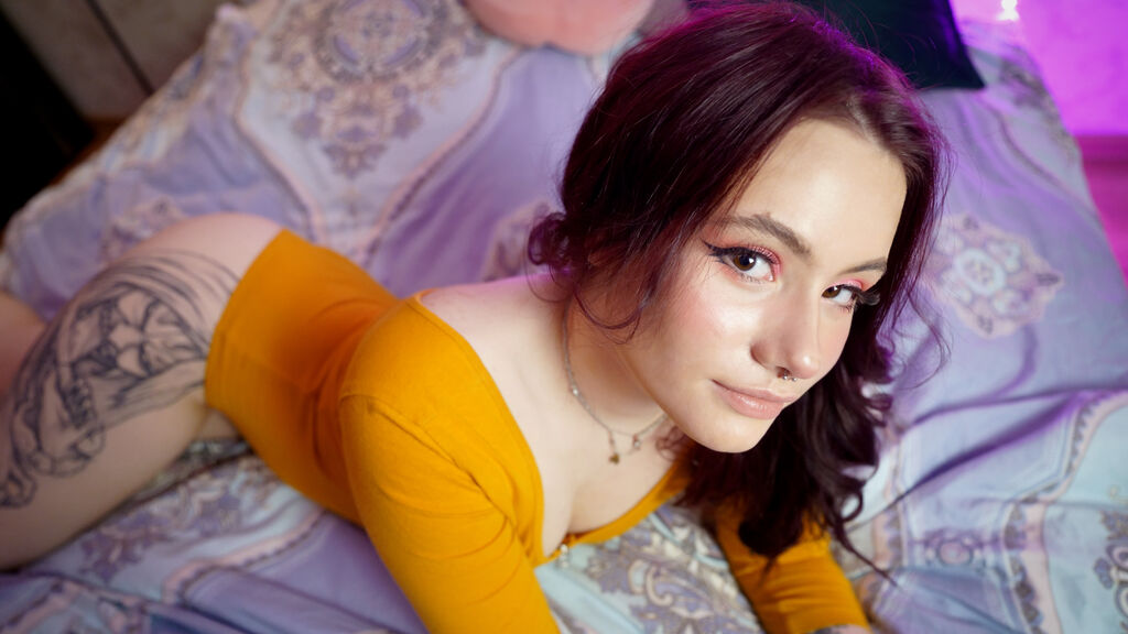 TiffaniWest