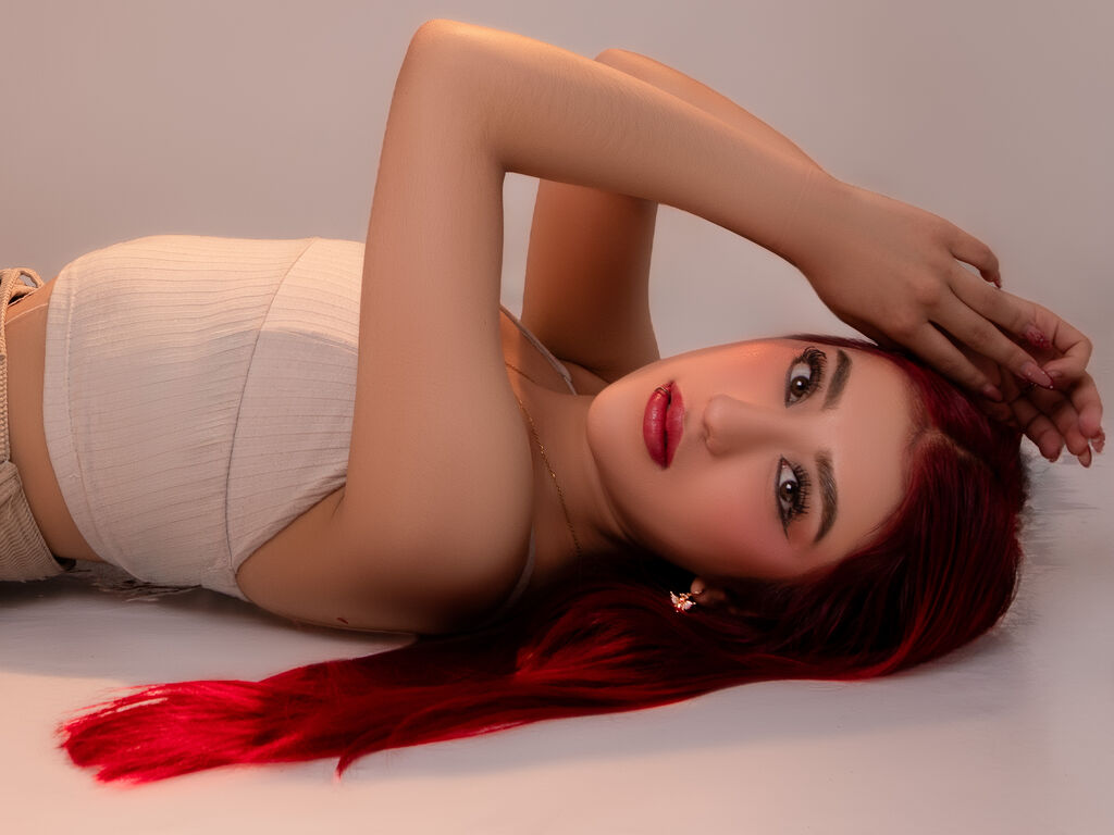 Image of cam model CherryBuchel from Web Night Cam