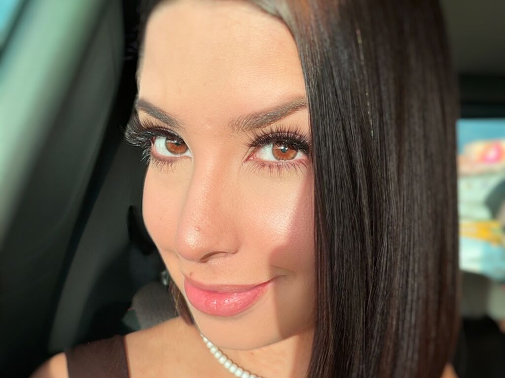Image of cam model LuisanaVela from Web Night Cam