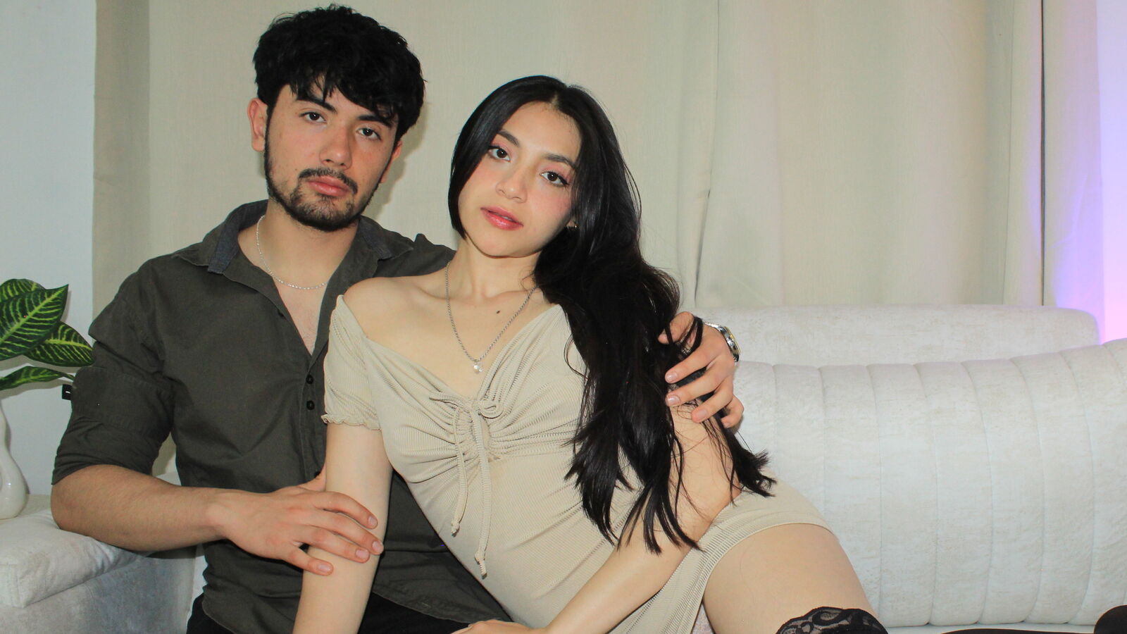 MaxAndSara erotic portrait