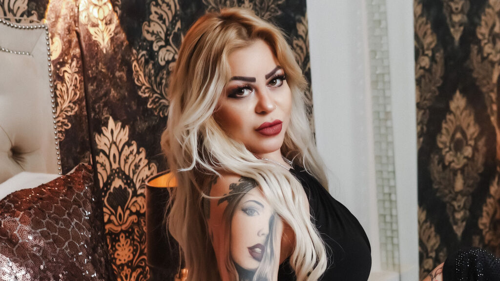 LorenaKarter cover