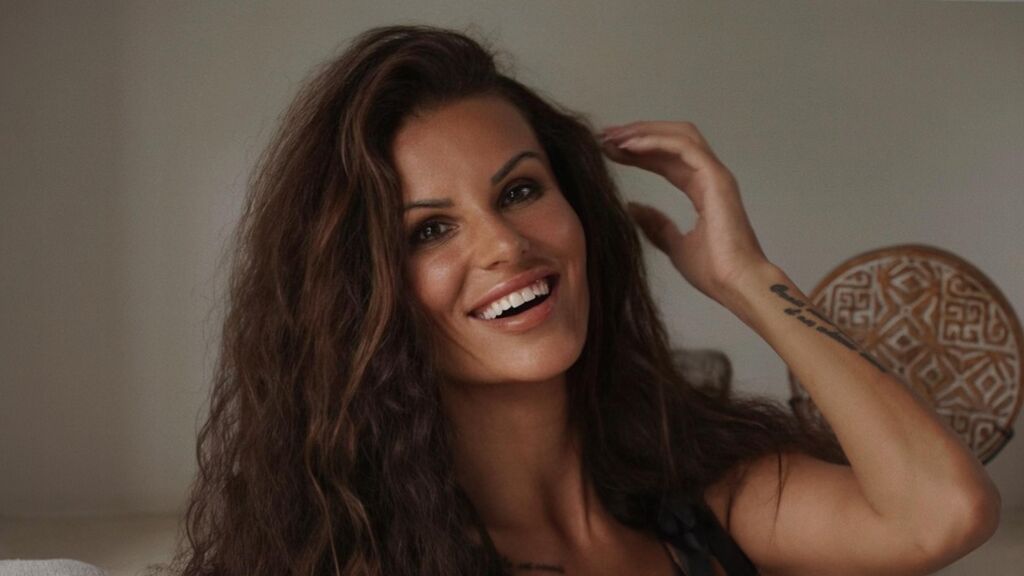 NomiBlue online cam on GirlsOfJasmin