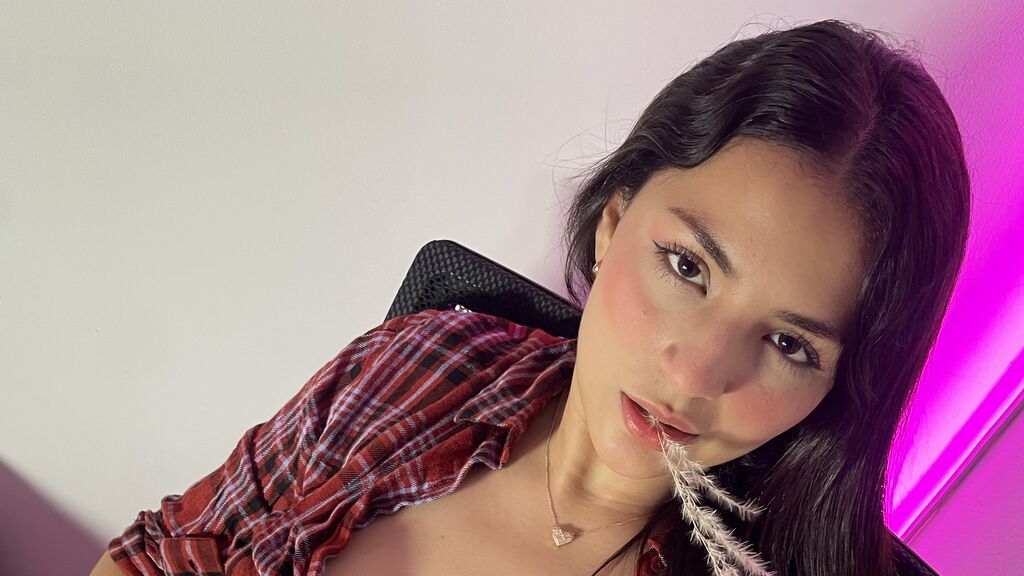 Watch SophiaRouss from LiveJasmin on GirlsOfJasmin