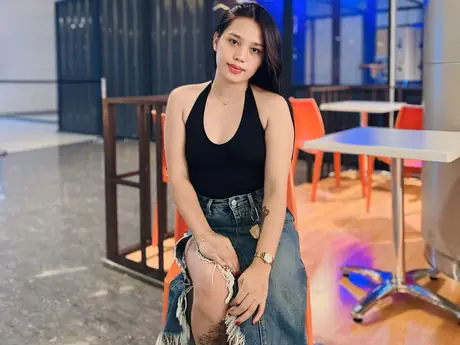 Chat with DianeDelosreyes