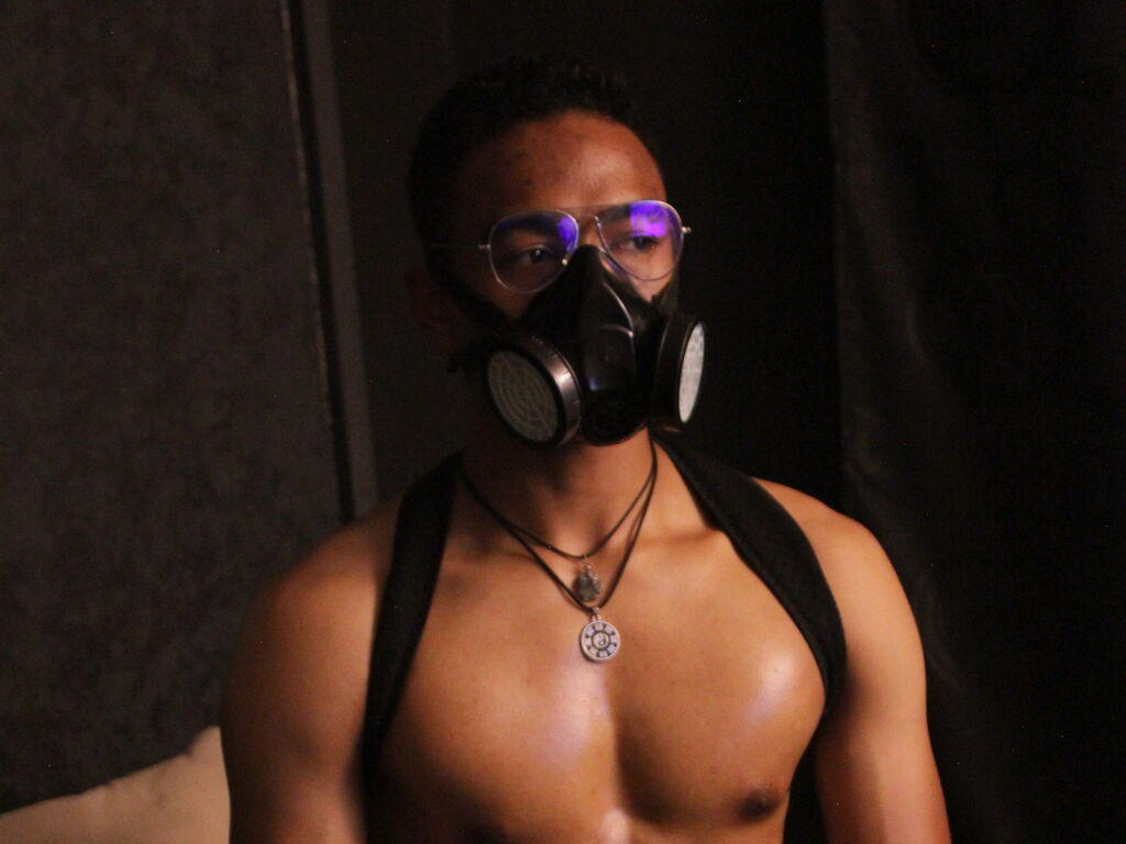 AzmodeoSalazar Nude
