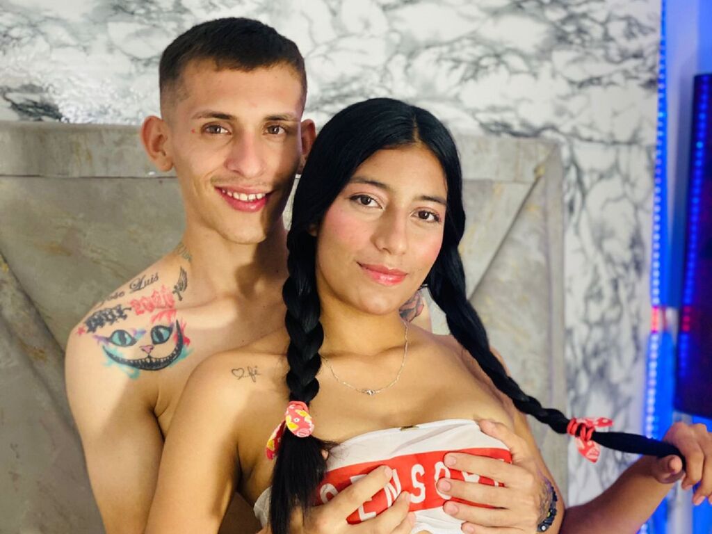 EmilyAndDutch Nackt
