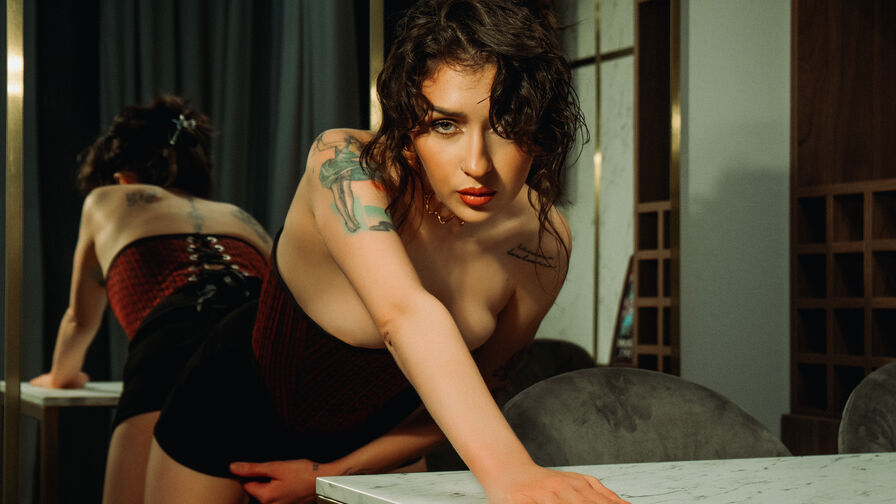 Watch RubyMille live on XXX Sex Lists
