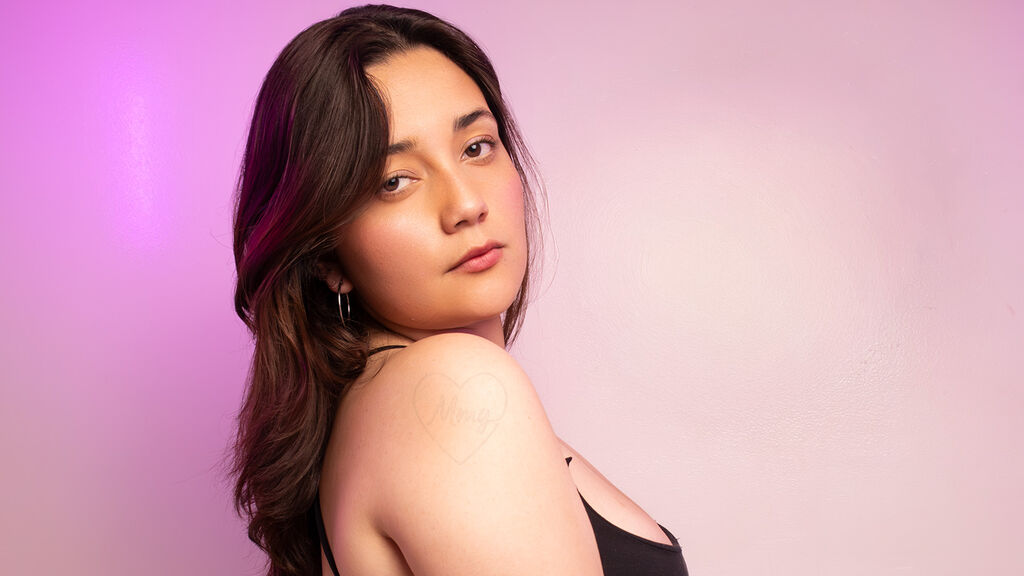 AngelineClair's profile from Jasmin at GirlsOfJasmin'