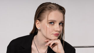 ChloeMillis LiveJasmin girl live camera feed