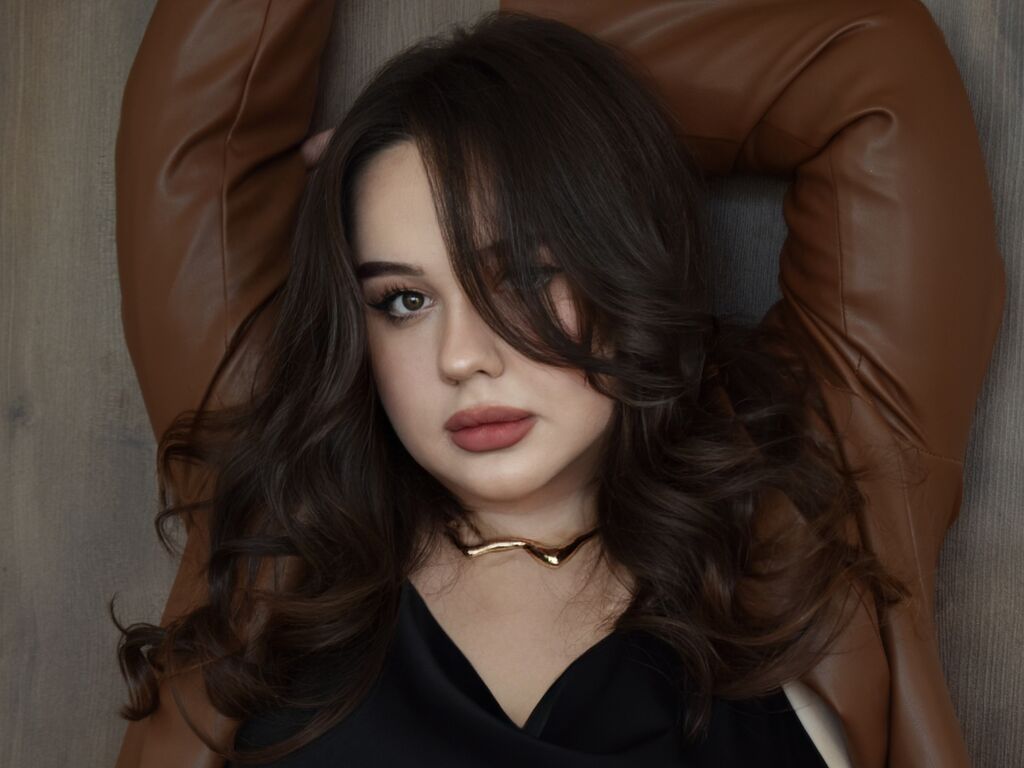MaddyCrofte free chat webcam girl