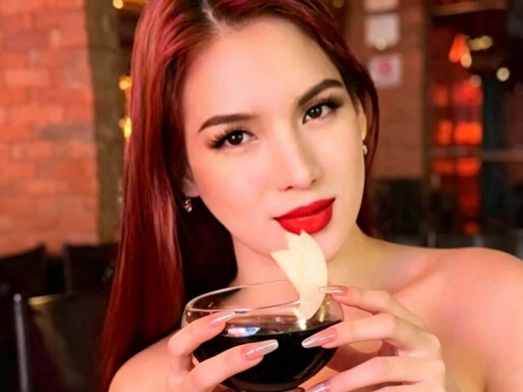 AnayaConda webcam model profile image