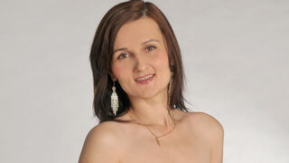AyaJay private mature cam profile