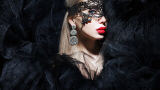 Free Nude MarelinWhiteley