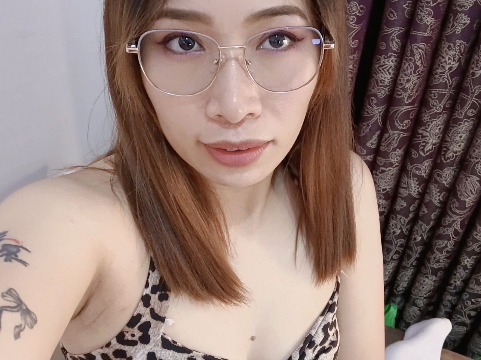 Live cam for ThylaMax