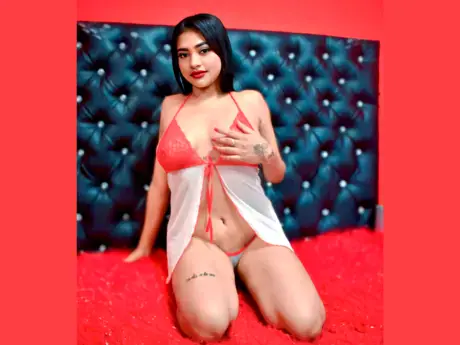 Chat with SaraLuvana