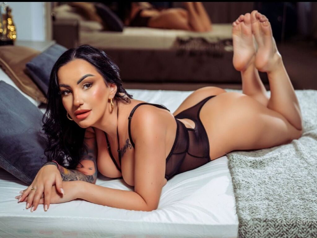 AmbraMiles Nude