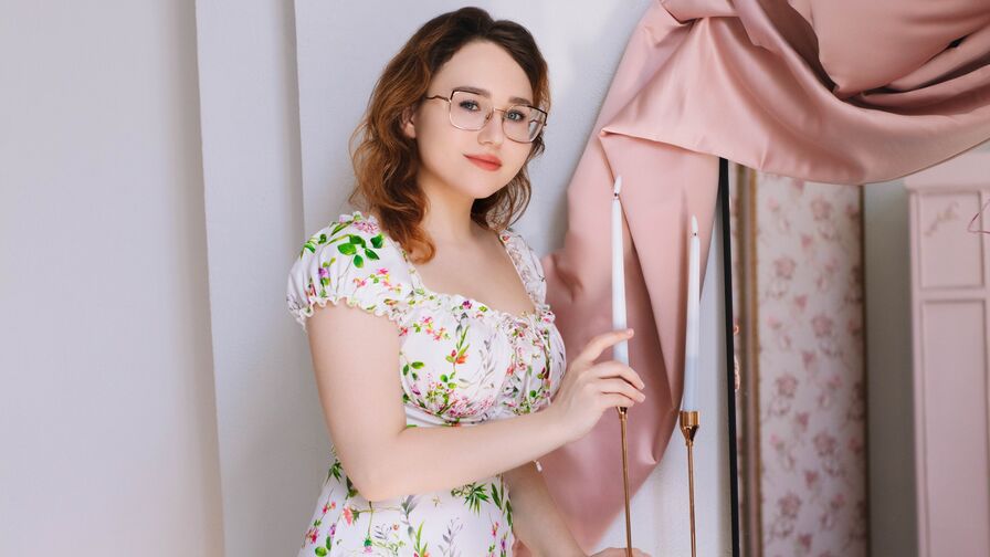 TeresaMattel's Live Nude Chat