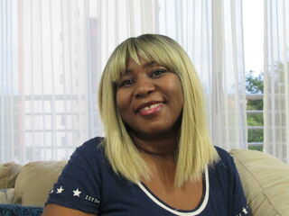 LucylinBlack Porn Show