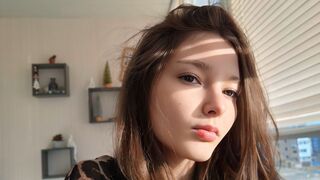 Free Nude KlaraWinett