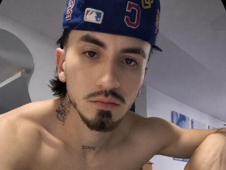 Chat with LucasKian