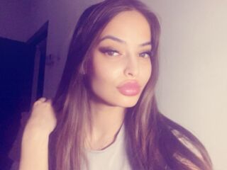 Live Cam Model Heerra