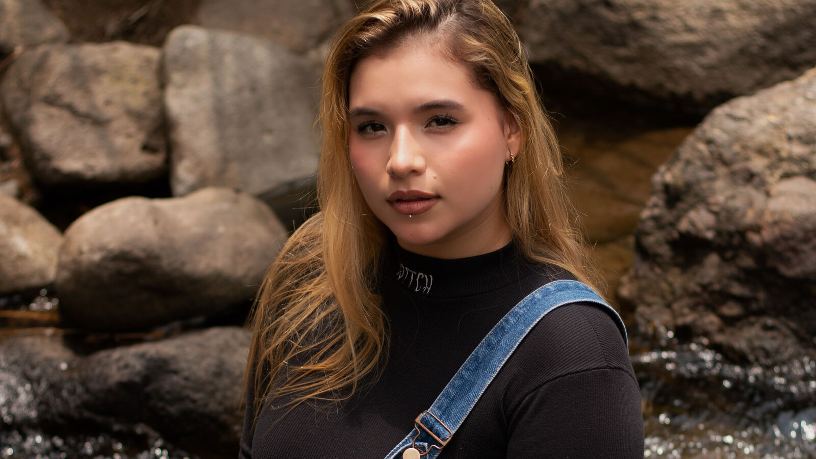 SusieJohns glamour portrait
