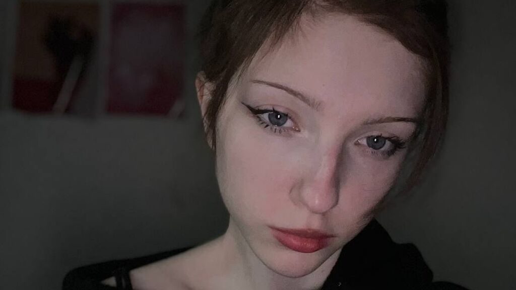 Sex chat gratuit in direct cu GlennaAlman pe LiveJasmin