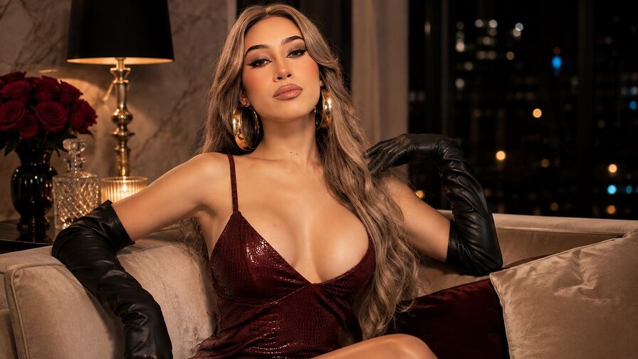 SamarianCarolina's Premium Pictures and Videos