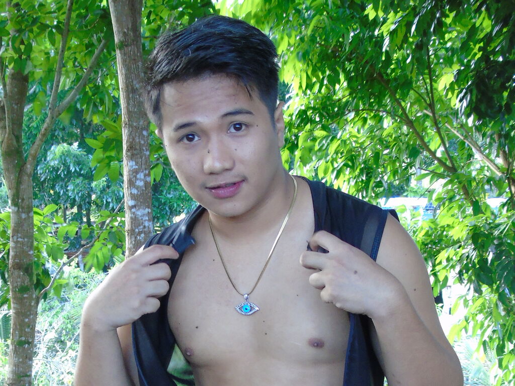 MichaelTamoran Nude