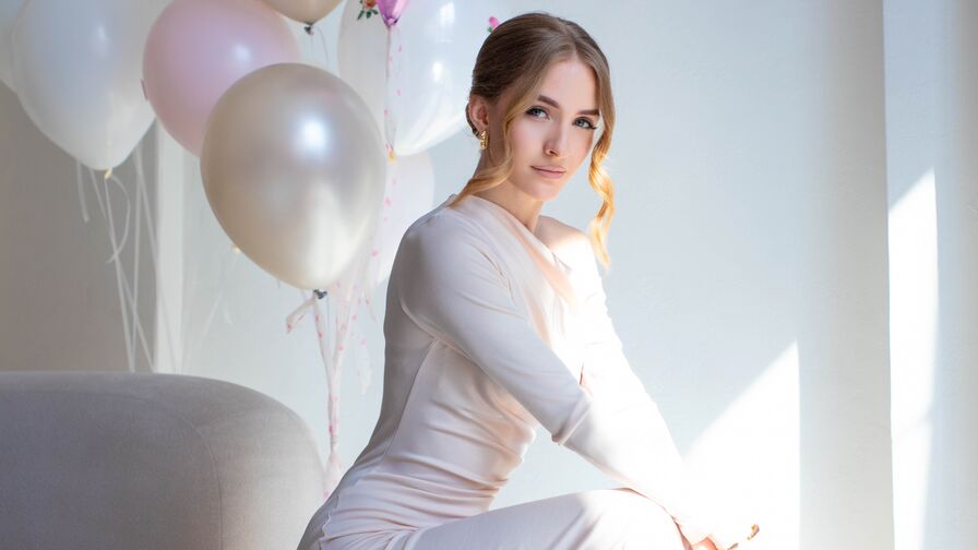 View more of EvaBetts
