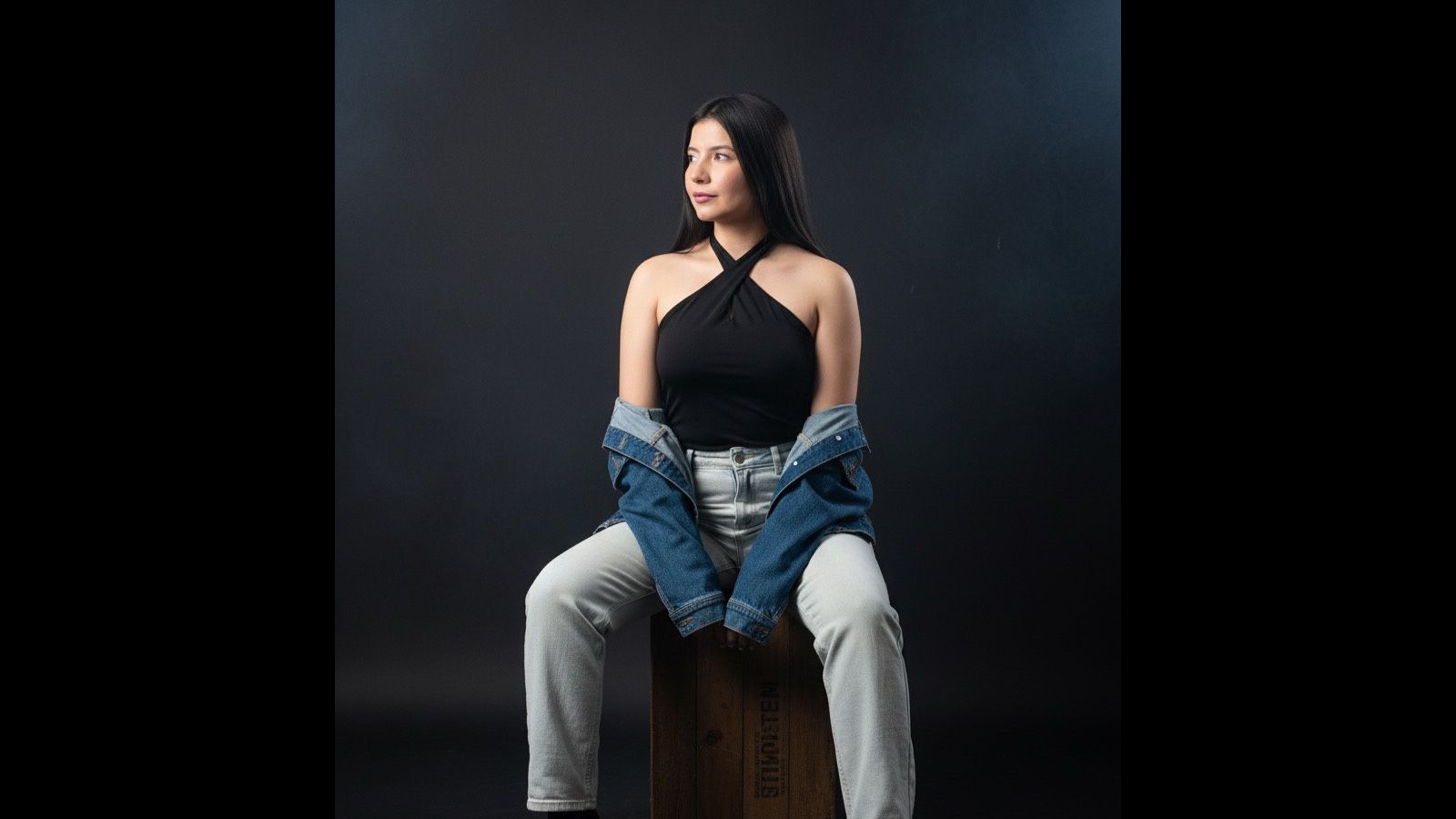 CatherineMyers glamour portrait