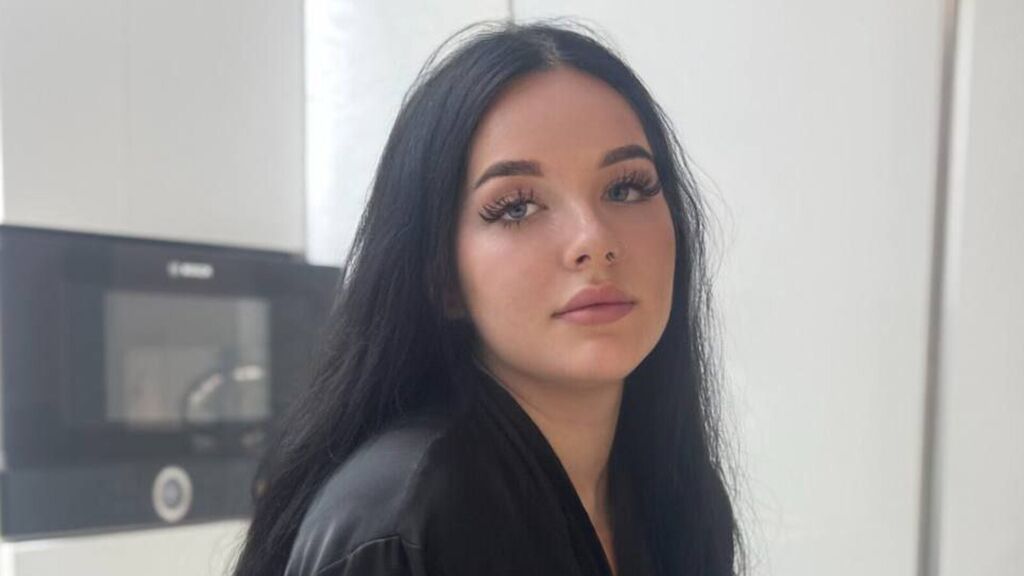 EmmaSteelee's profile from Jasmin at GirlsOfJasmin'