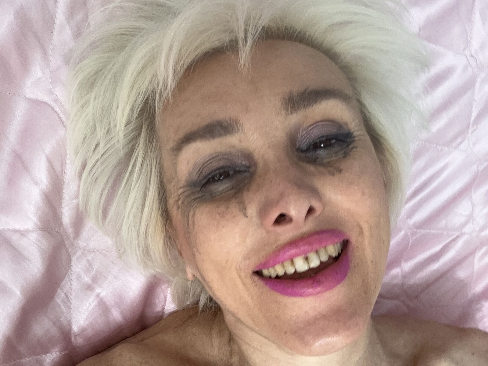 Live cam for LiliannaSmith