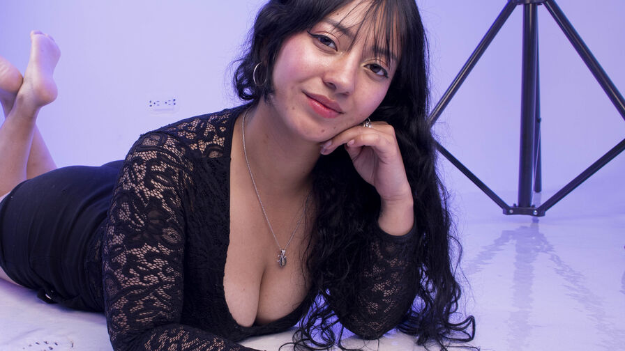 IsabellaBot's Live Nude Chat