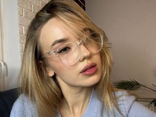 free nude chatroom DrewLem