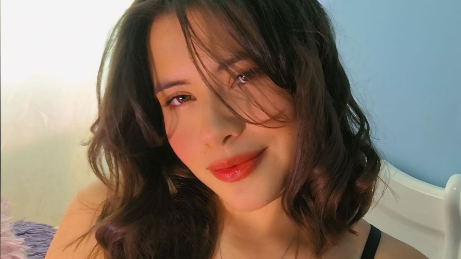 YesseniaVega erotic portrait