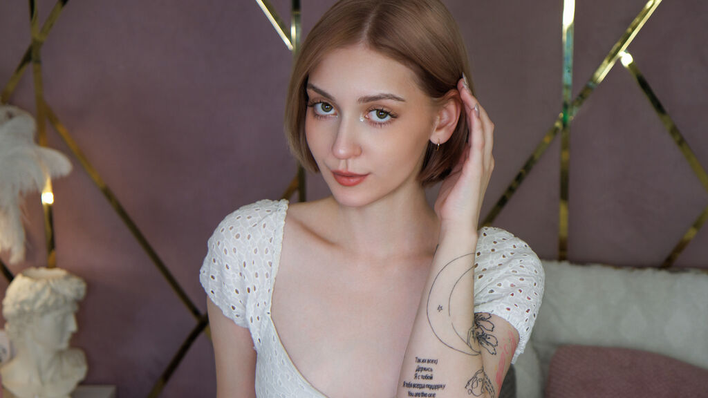 EvaVienn's profile from Jasmin at GirlsOfJasmin'