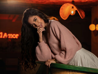 Webcam model NinaRussi from LiveJasmin