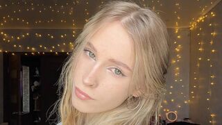 AmilySunray from vivo.webcam