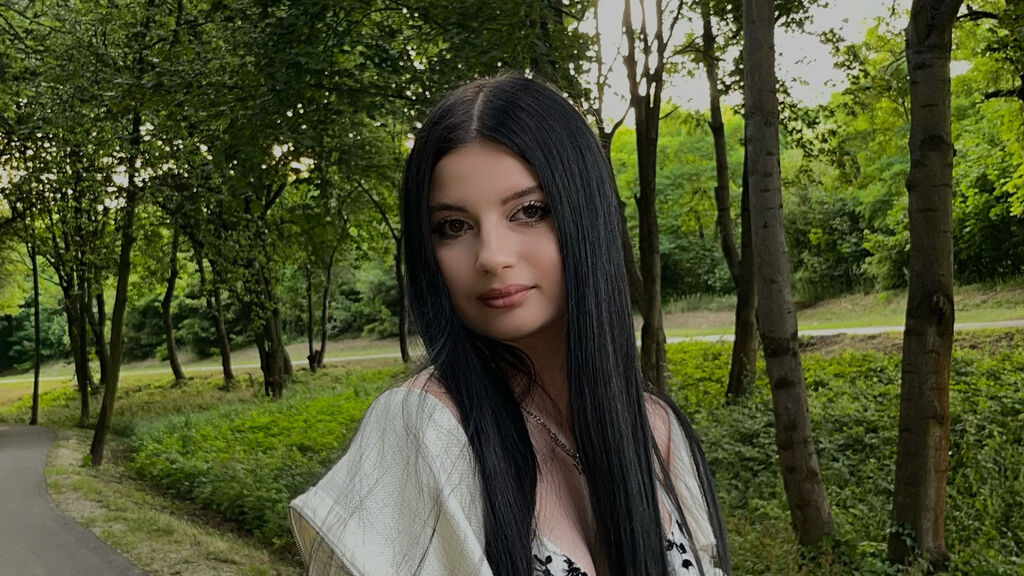 EmmiLuna cover
