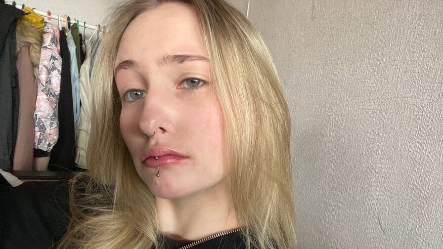 Live Sex Chat with KennaFreidkin