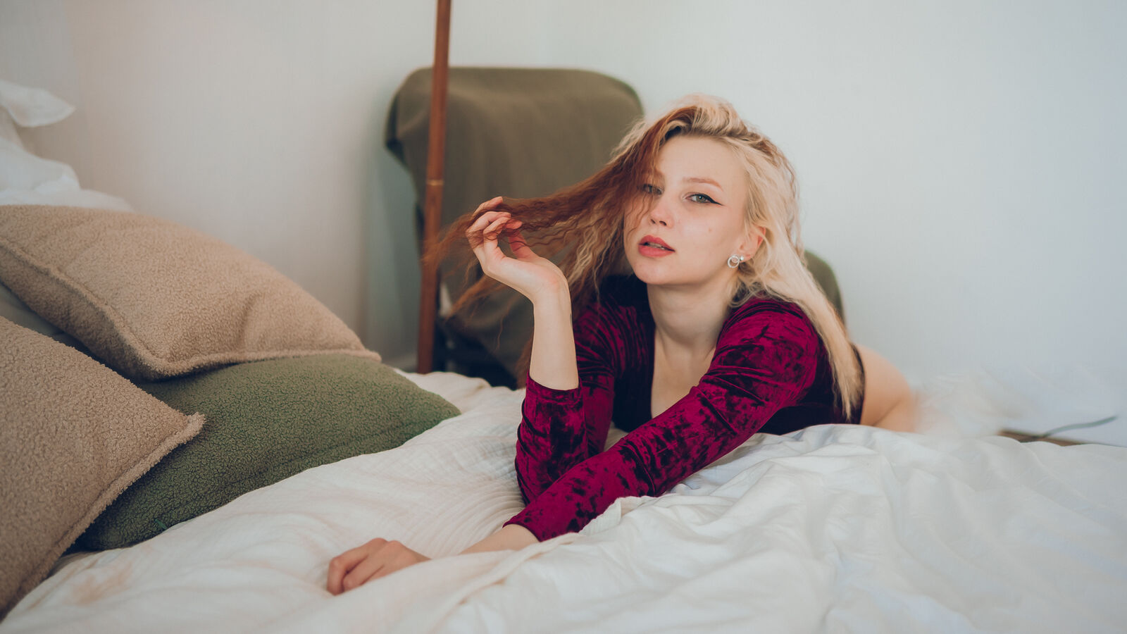 NicoleMaat erotic portrait