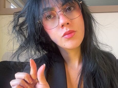 Chat with MelissaFemdom