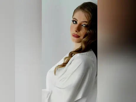 Chat with SofiaVosey