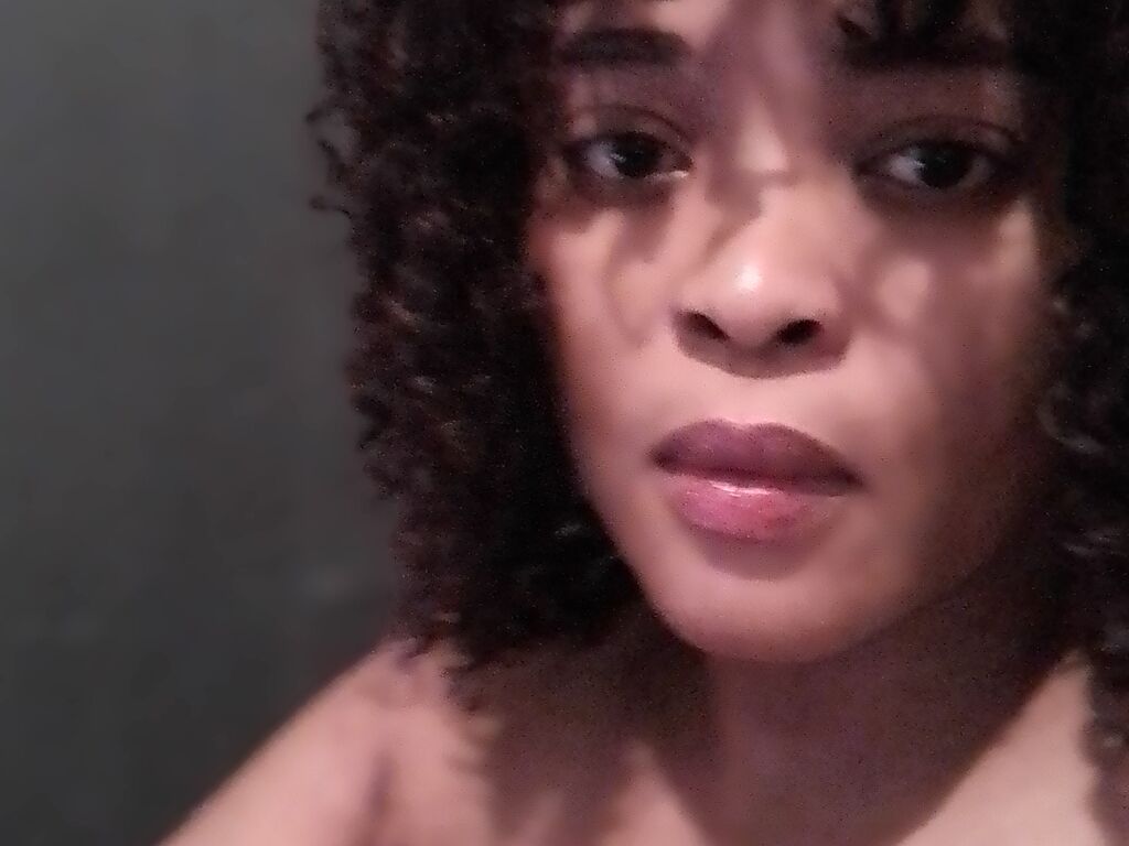 DelicateDiamond profile photo