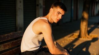 NickVoss similar LiveJasmin Cam2Cam profile