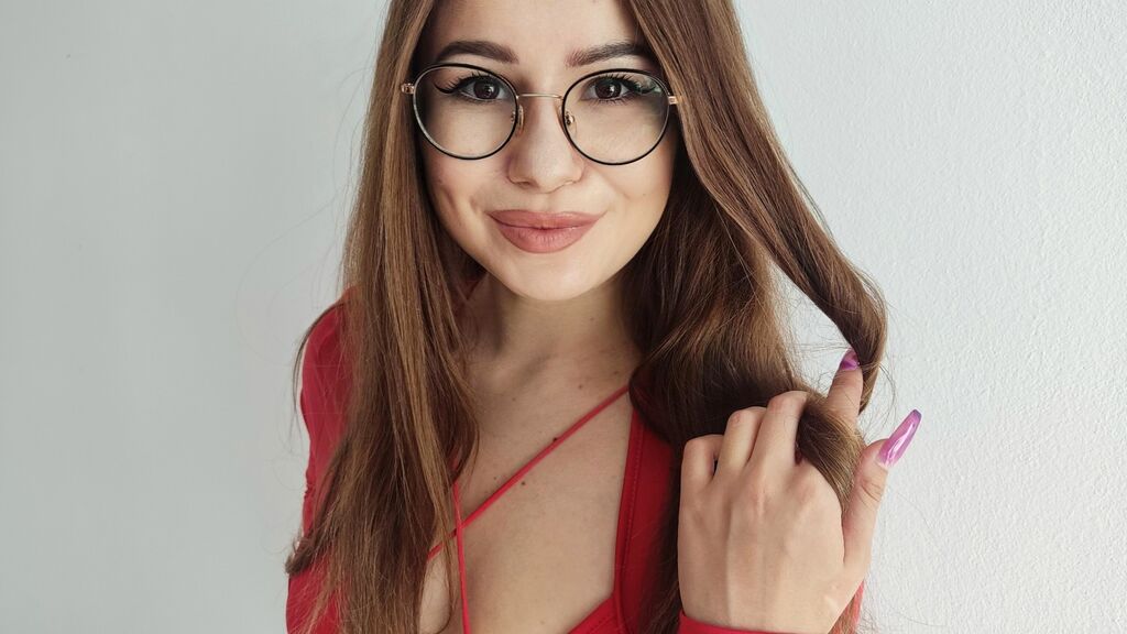 AliceeStrawberry's profile from Jasmin at GirlsOfJasmin'