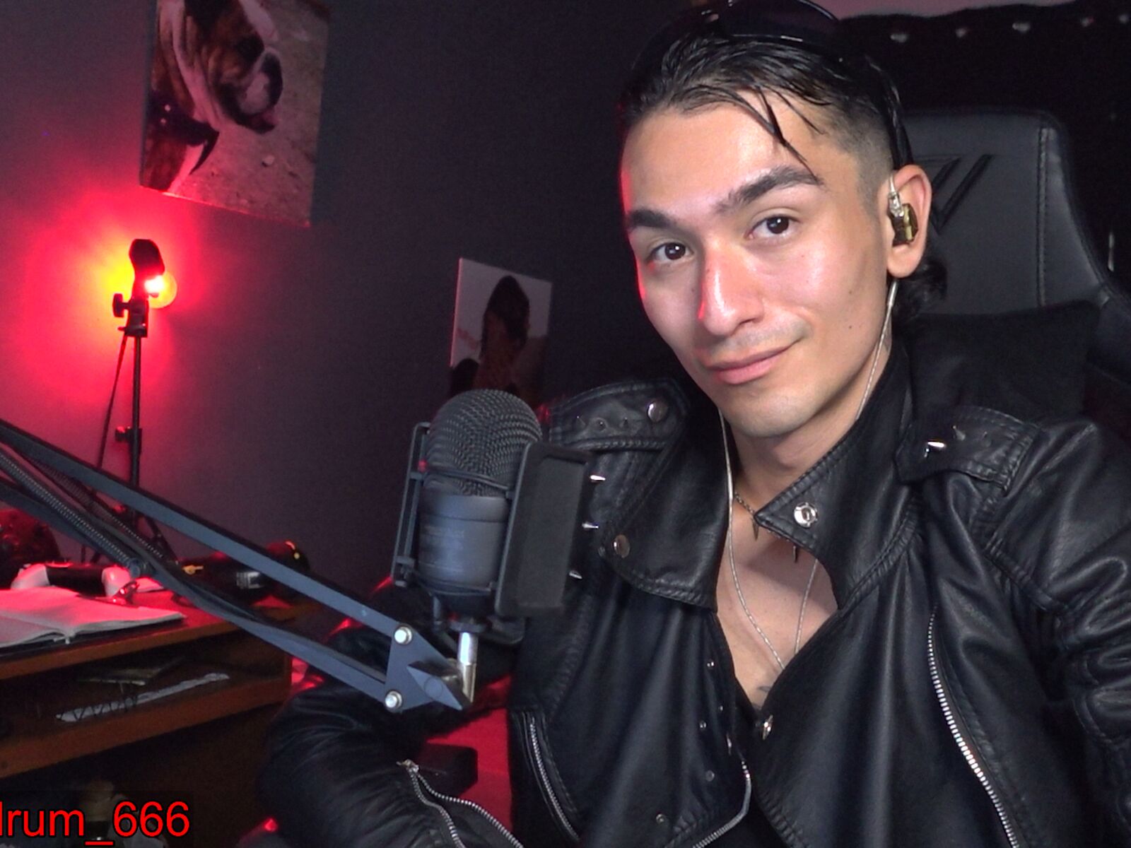 Live cam for DemianPecados