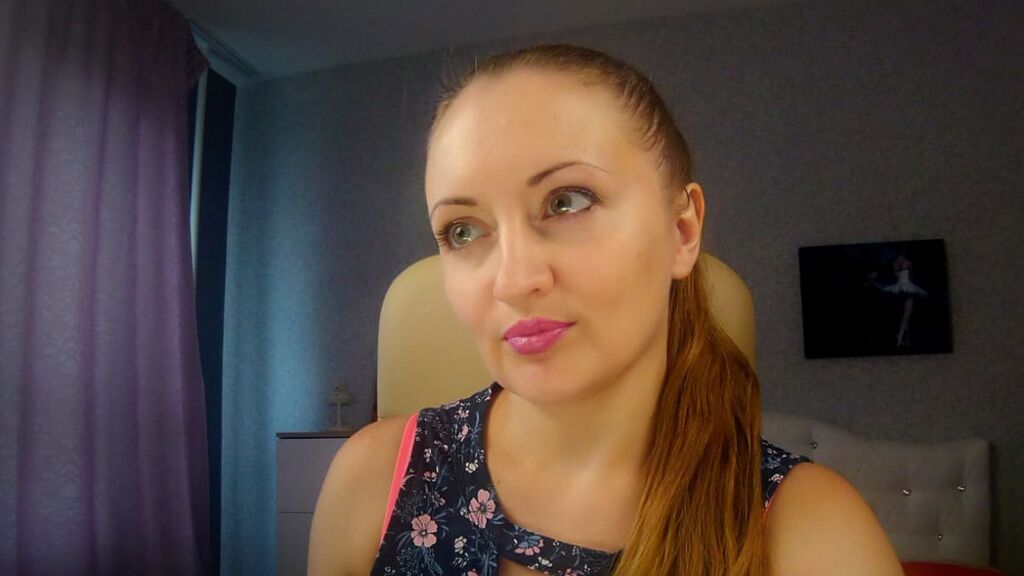 BettyHamilton's profile from Jasmin at GirlsOfJasmin'